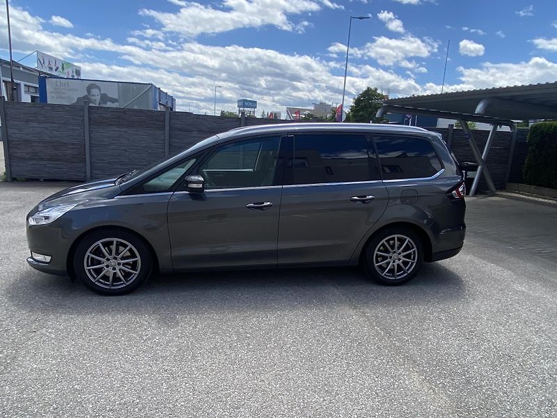 Ford Galaxy (2016) 2,0 TDCi - Panorama - Titanium - fotka 8 z 49