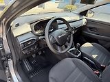 Dacia Sandero STEPWAY 1,0i 67kW klima závěs  - náhled 11