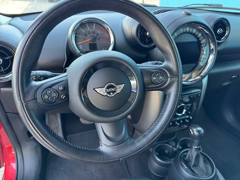 Mini Paceman (2015) 2.0 D Cooper Works - fotka 7 z 50