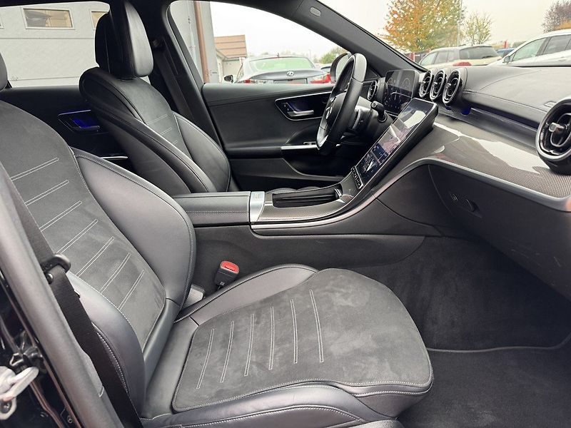 Mercedes-Benz Třídy C (2022) 220d AMG Ad.LED Navi Kamera - fotka 17 z 50