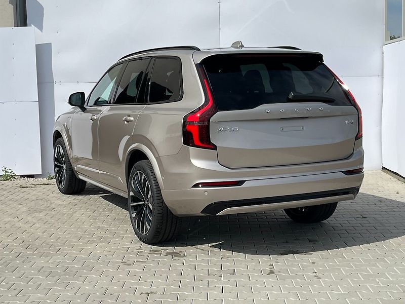 Volvo XC90 PLUS DARK T8 RECHARGE AWD 335k - fotka 8 z 22