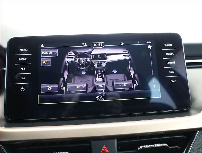 Škoda Scala (2021) Style 1.0 TSI, Serv.kniha - fotka 16 z 20