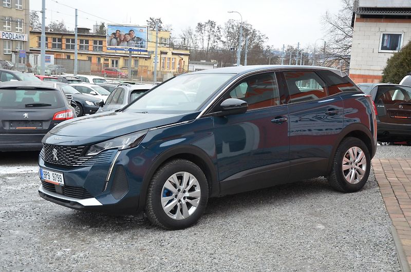 Peugeot 3008 (2023) 1.5 HDi 96kW AT8 Allure / LED - fotka 3 z 38