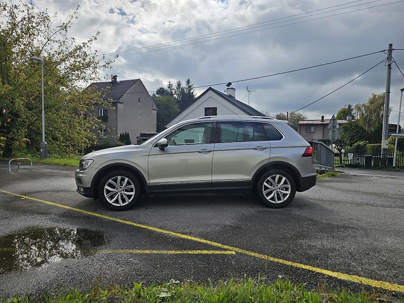 Volkswagen Tiguan (2020) 2.0TDI  - fotka 2 z 22