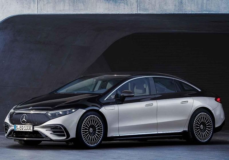 Více než deset z novinek bude mít čistě elektrický pohon