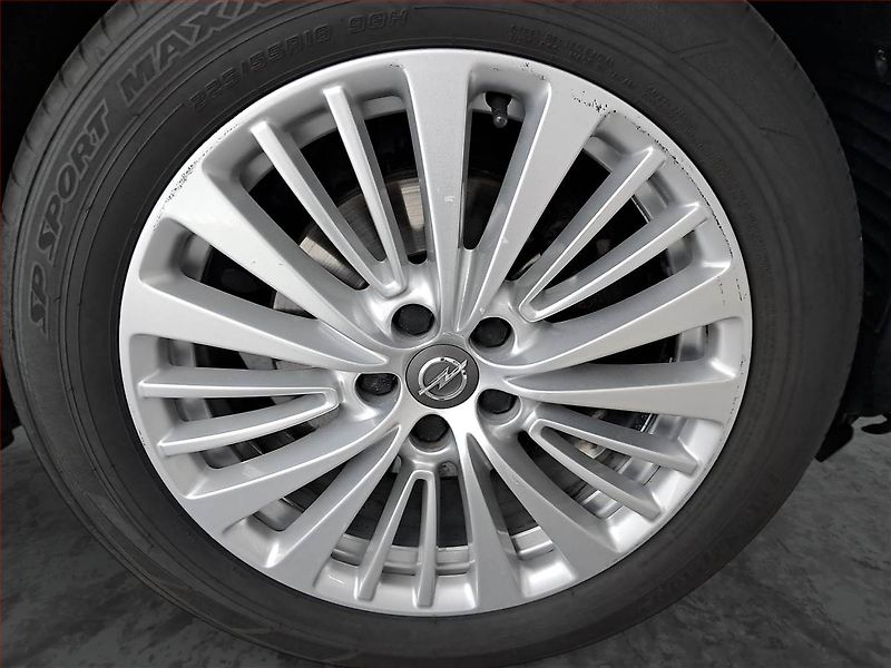 Opel Grandland X (2019) 1.2 Turbo, Serv.kniha, Kůže - fotka 14 z 17