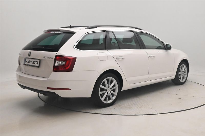 Škoda Octavia 1,5 TSI 110kW Style Záruka až - fotka 5 z 29
