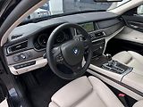 BMW Řada 7 730d  - náhled 13