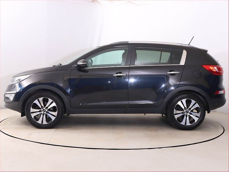 Kia Sportage (2012) 2.0 CRDi, Navi, Tempomat - fotka 3 z 17