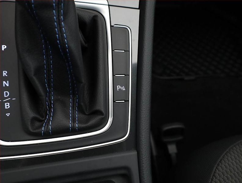 Volkswagen Golf (2021) 32 kWh - 37 Ah, SoH 94% - fotka 16 z 22