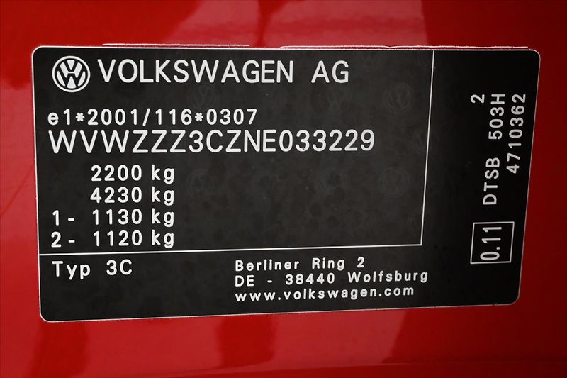 Volkswagen Passat 2,0 TDI 110 KW DSG BUSINESS Zá - fotka 12 z 31
