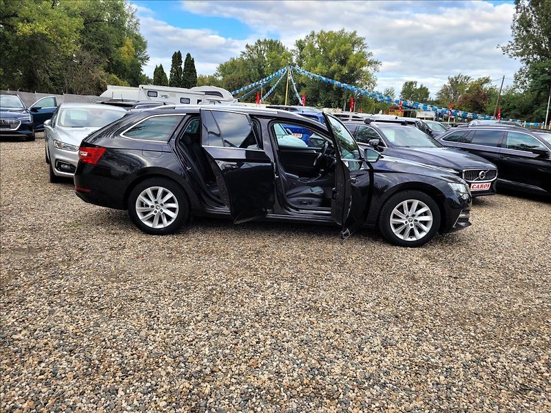 Škoda Superb 1,4 PHEV,160kw,DSG,Clever+ - fotka 18 z 49