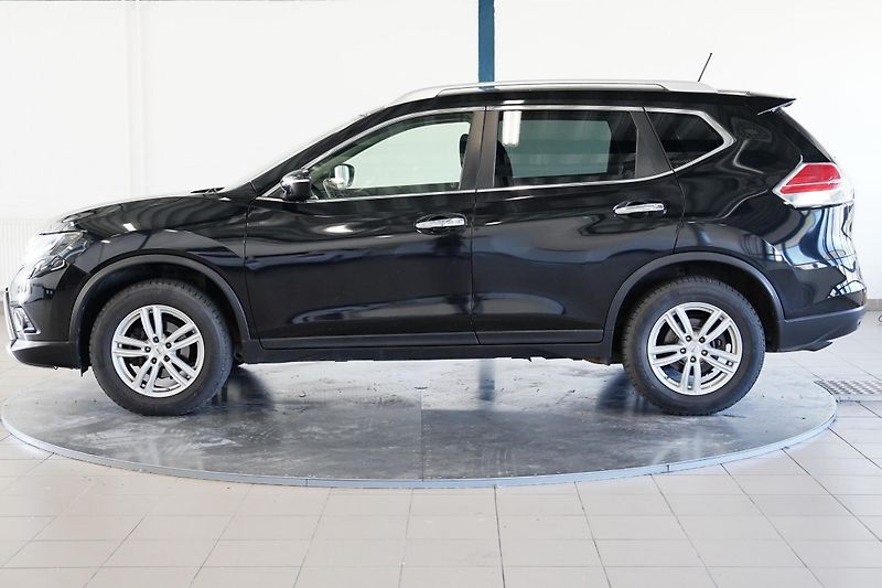 Nissan X-Trail - fotka 3 z 24