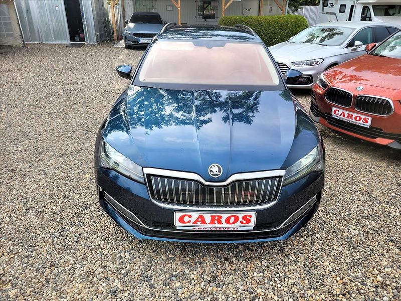 Škoda Superb 1,4 Rezervace!TSI,PHEV,DSG,LED - fotka 49 z 50