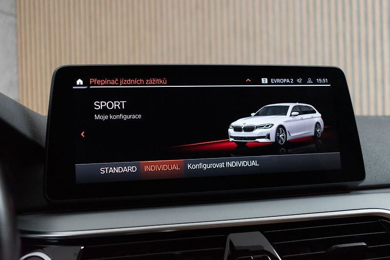 BMW Řada 5 530d xDrive*TAŽNÉ*N.TOPENÍ*ČR - fotka 30 z 48