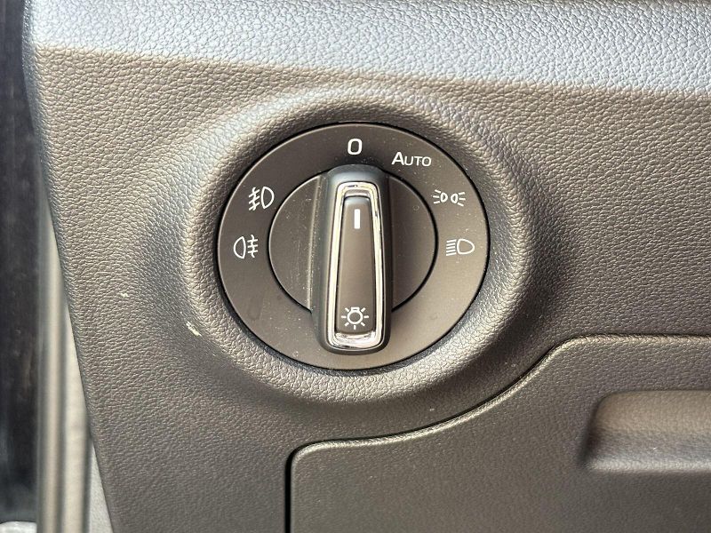 Škoda Kamiq (2022) 1.5 TSI Style - fotka 18 z 29
