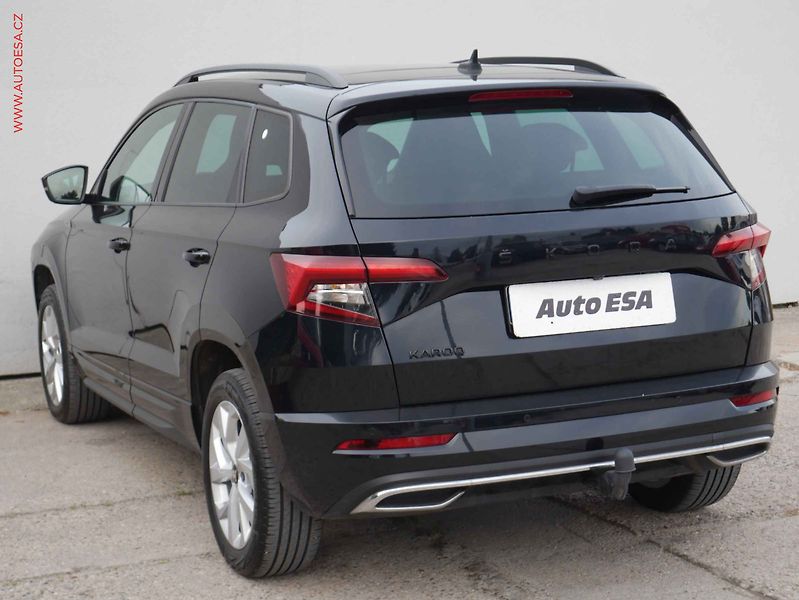 Škoda Karoq (2021) 1.5 TSI, SportLine. DSG, LED - fotka 4 z 21