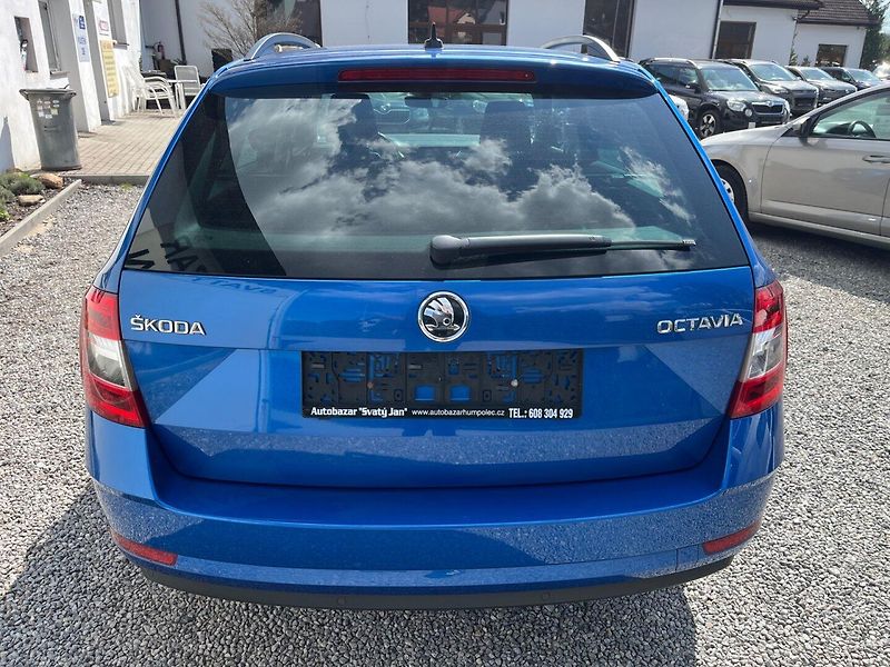 Škoda Octavia (2018) 1.6 TDi DSG WEBASTO rozvody - fotka 3 z 39