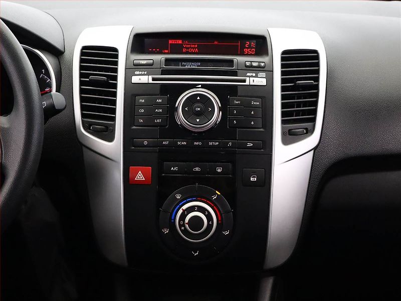 Kia Venga (2011) 1.4 CVVT, ČR,1.maj, Serv.kniha - fotka 10 z 14