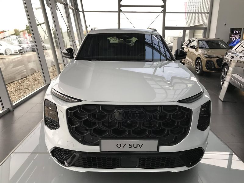 Audi Q7 Quattro 8TT 3,0TDI - fotka 2 z 26
