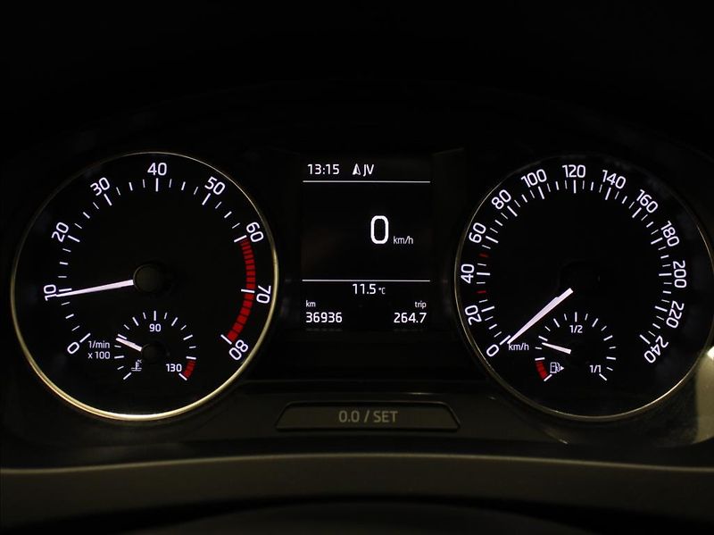 Škoda Rapid 1,2 TSi 81kW Style+ 37tkm! 1.m - fotka 26 z 26