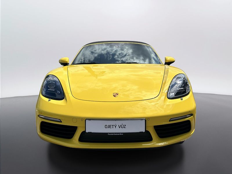 Porsche Boxster 718 - fotka 8 z 30