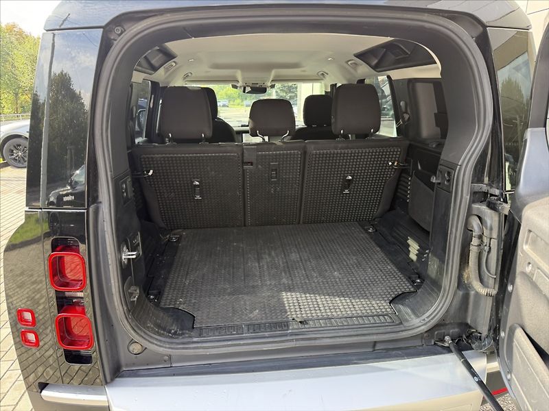 Land Rover Defender 2,0 110 S D200 - fotka 19 z 20
