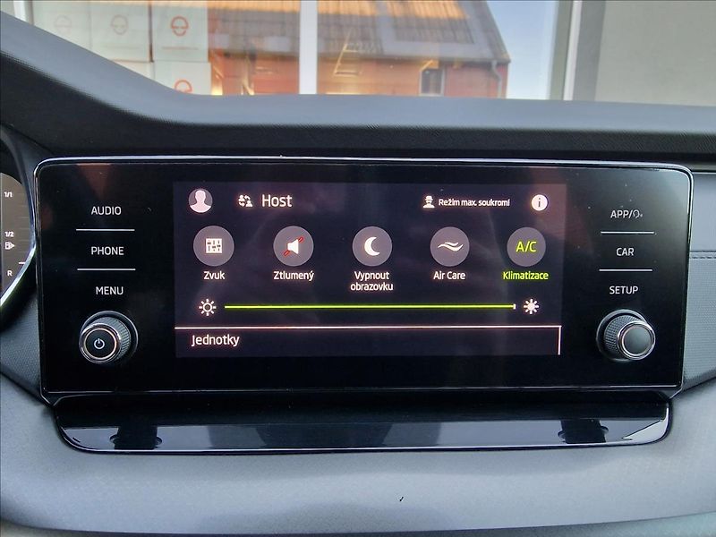 Škoda Octavia 2.0TDI DSG Ambition,ČR,1.Maj. - fotka 34 z 50