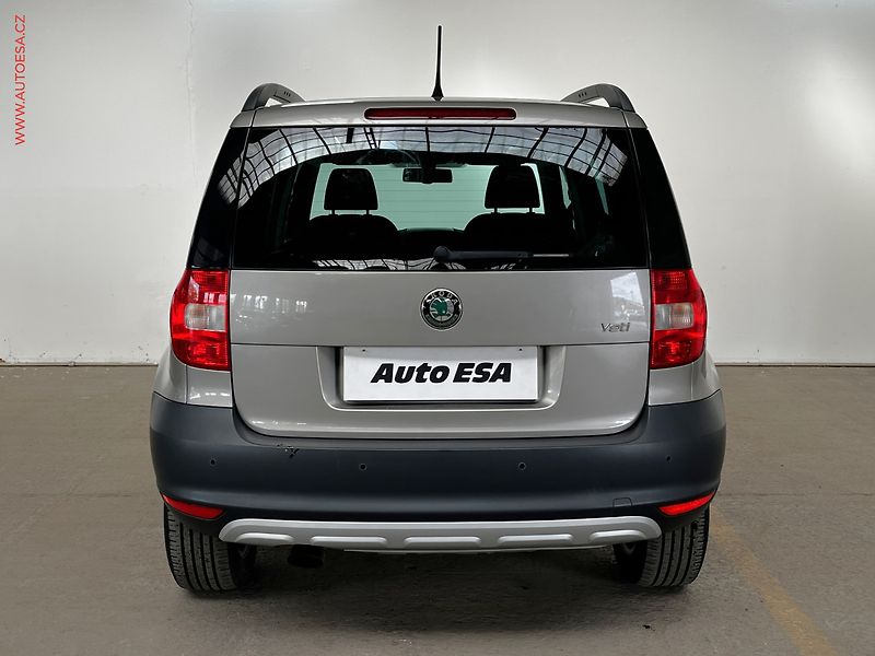 Škoda Yeti (2011) 1.2 TSi, Ambition, panor - fotka 5 z 15
