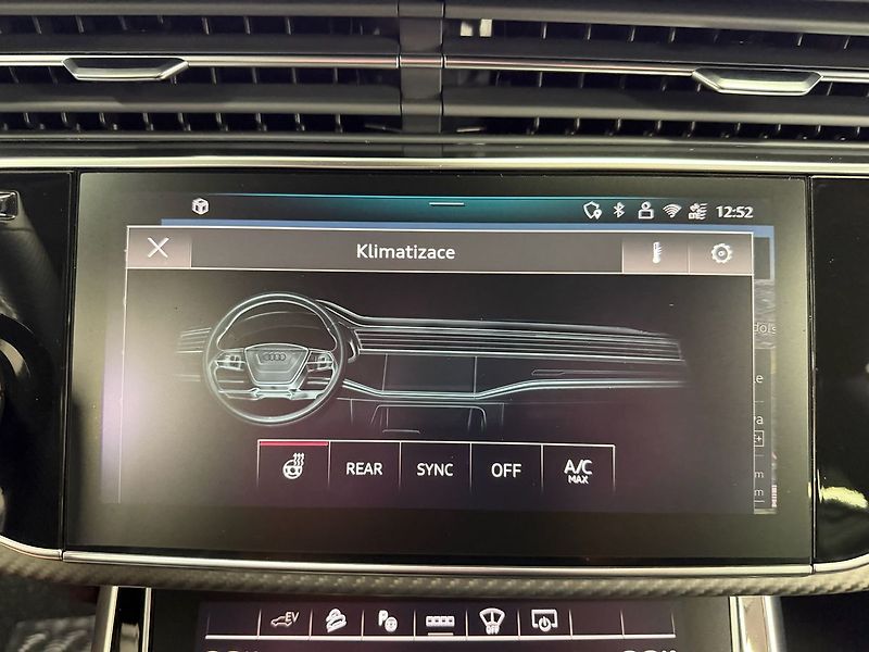 Audi Q8 55TFSi e QUATTRO S-LINE, B&O, - fotka 18 z 36