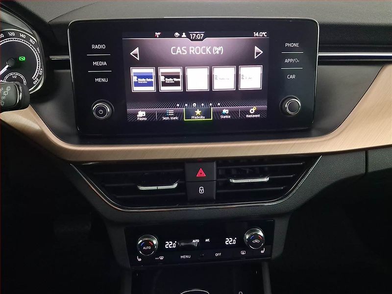Škoda Scala (2021) 1.0 TSI, Automat, Tempomat - fotka 12 z 21