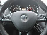Škoda Yeti (2011) 2.0 TDI, Navi, Xenony - náhled 17