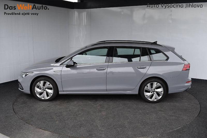 Volkswagen Golf Variant (2024) STYLE 1.5TSI, Manuál,LED - fotka 3 z 24