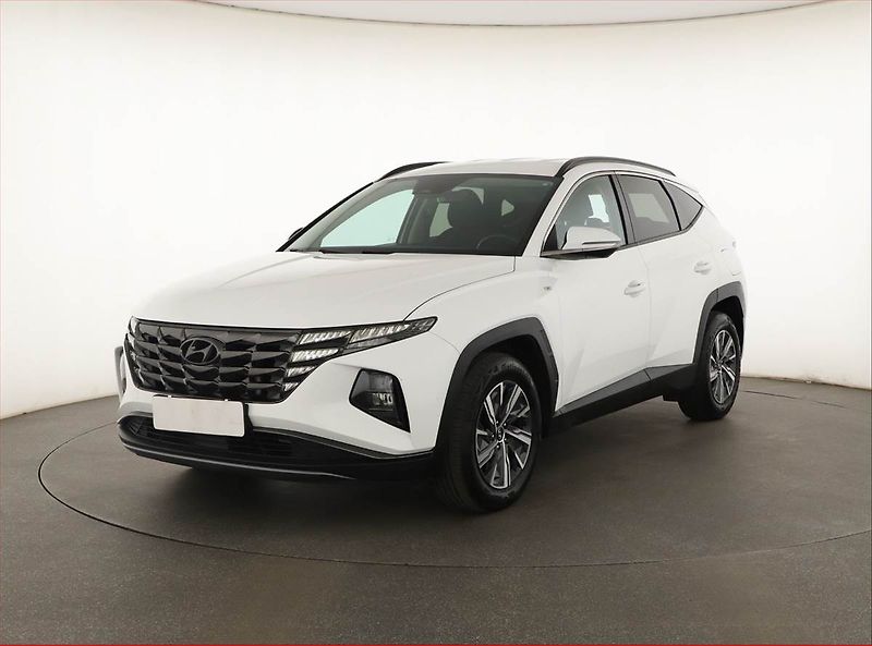 Hyundai Tucson (2021) Smart 1.6 T-GDI 48V MHEV - fotka 2 z 15