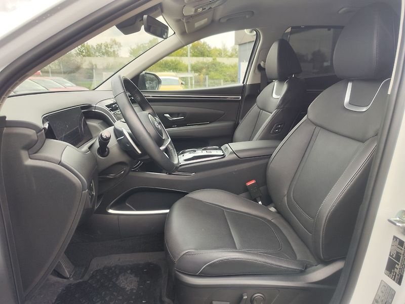 Hyundai Tucson 1.6 T-GDI/196kW Style PRM PHEV - fotka 18 z 41