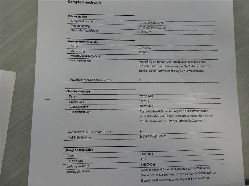 Škoda Citigo 1,0 MPi klimatizace, 2 x kola - fotka 40 z 42