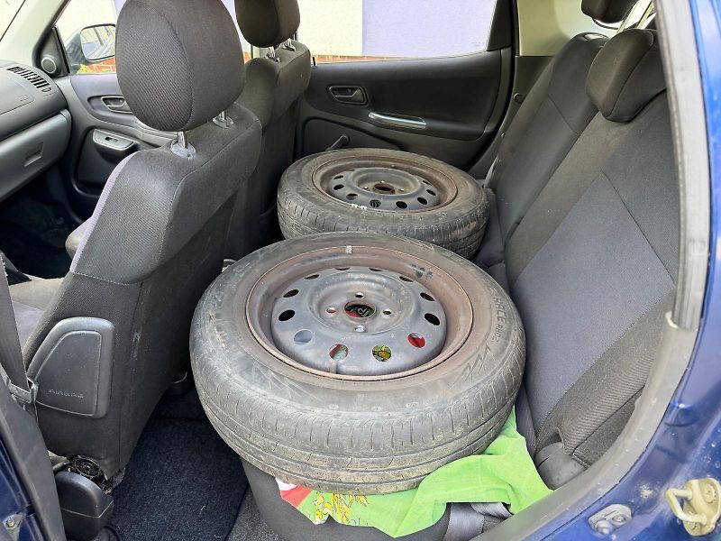 Subaru Justy 1,3 G3X 4WD  - fotka 8 z 17