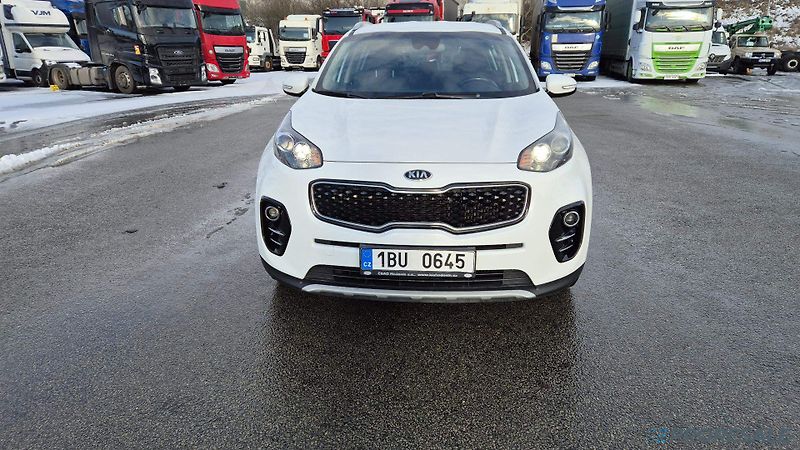 Kia Sportage 1,6 i 130 kW - fotka 2 z 19