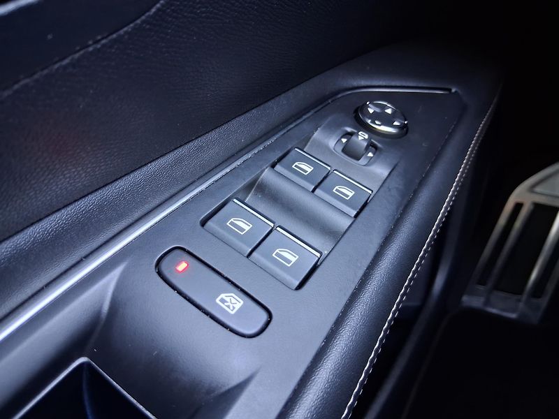 Peugeot 3008 GT 1.2 PureTech 96 kW - fotka 21 z 25