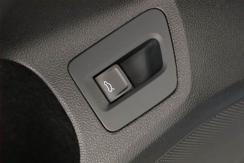 Volkswagen Passat (2015) 2.0 TDI, Navi, Tempomat - fotka 10 z 20