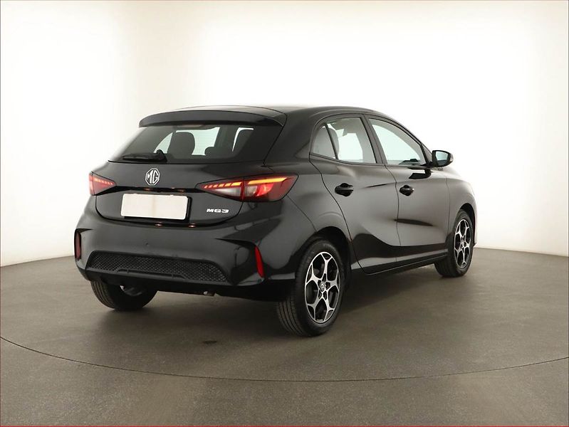 MG MG3 (2025) 1.5, Navigace - fotka 5 z 14