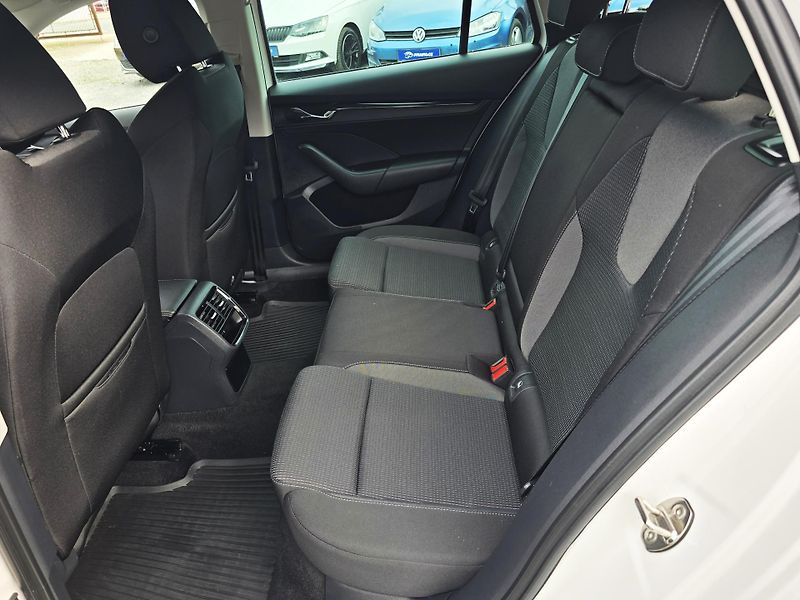Škoda Octavia 2.0TDI 85KW AMB+ 1MAJ NEHAR ČR - fotka 15 z 35