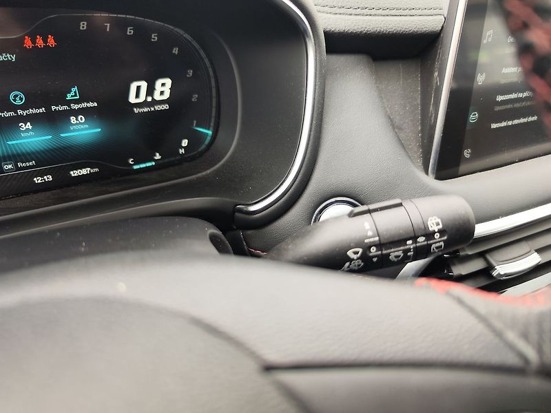 MG HS 1.5 TGi/119kW Essential - fotka 32 z 36