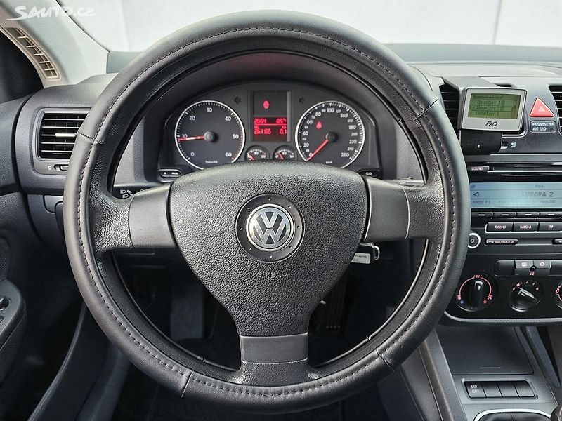 Volkswagen Golf 1.9 TDI 77kW,KLIMA,2x KOLA - fotka 15 z 33