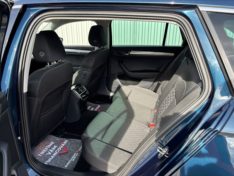 Škoda Superb III Combi 1.4 TSi Style - fotka 6 z 17