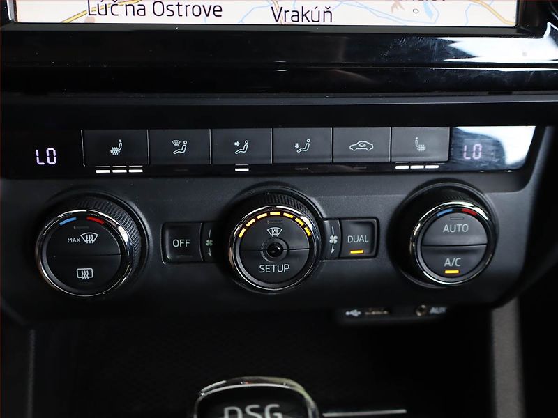 Škoda Octavia (2014) RS 2.0 TDI, Automat, Navi - fotka 23 z 25