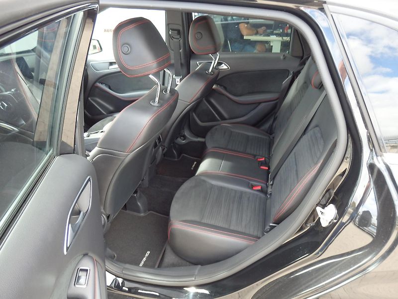 Mercedes-Benz Třídy B B 200 CDI 4-MATIC - fotka 7 z 16