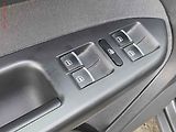 Volkswagen Touran (2013) 2.0 TDi, Comfortline, DSG - náhled 11