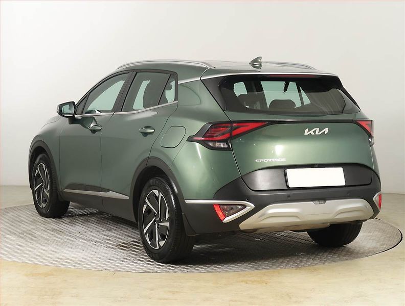 Kia Sportage (2022) Exclusive 1.6 T-GDI - fotka 4 z 25