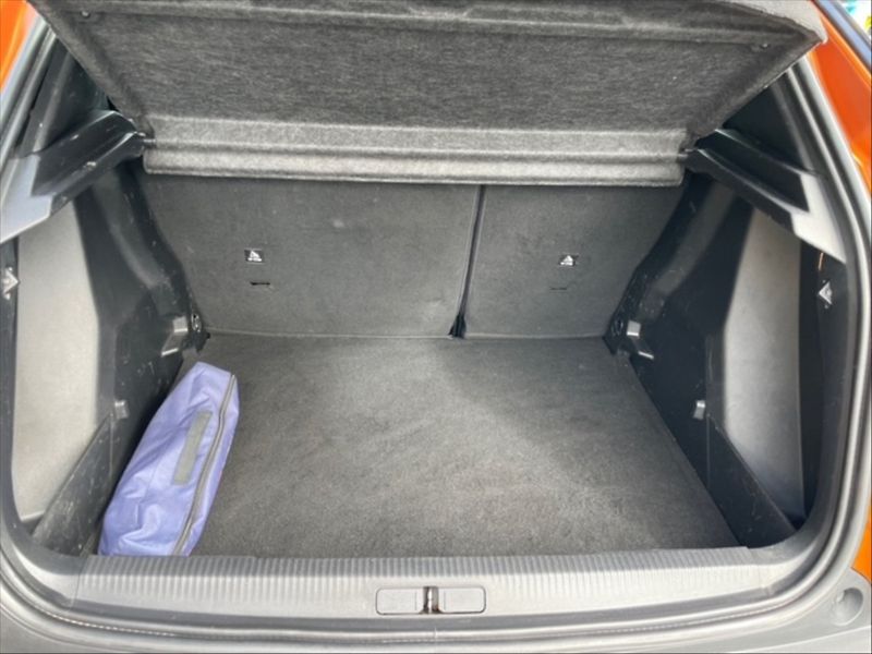 Peugeot 2008 1,2 PT 100 Active - fotka 6 z 11